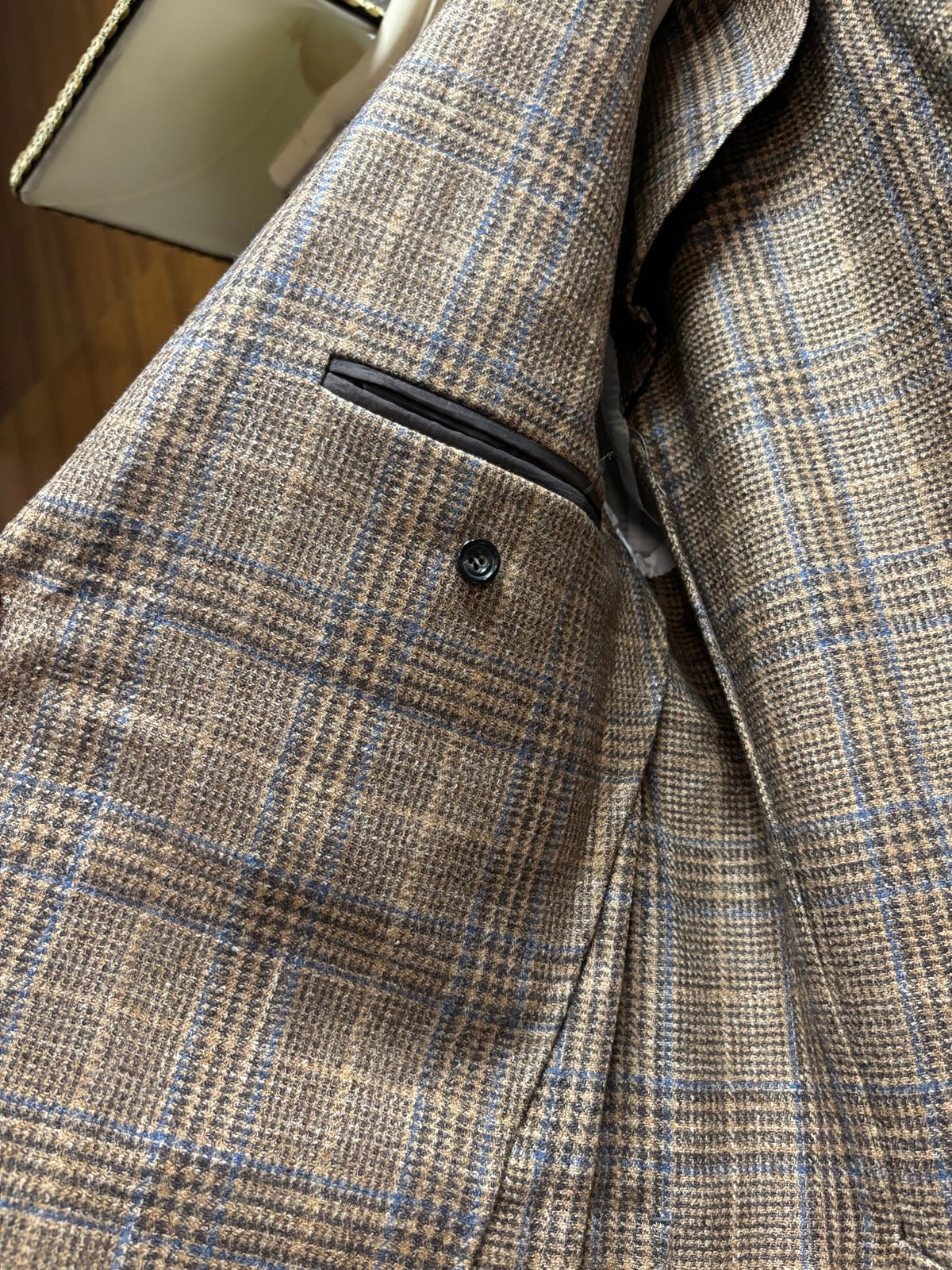 Sartorio brown plaid fabric and interior pocket detail