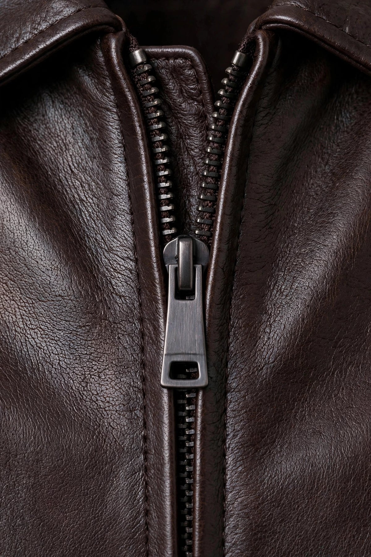 Kired PISA lambskin bomber — single front zipper and lambskin grain, detail
