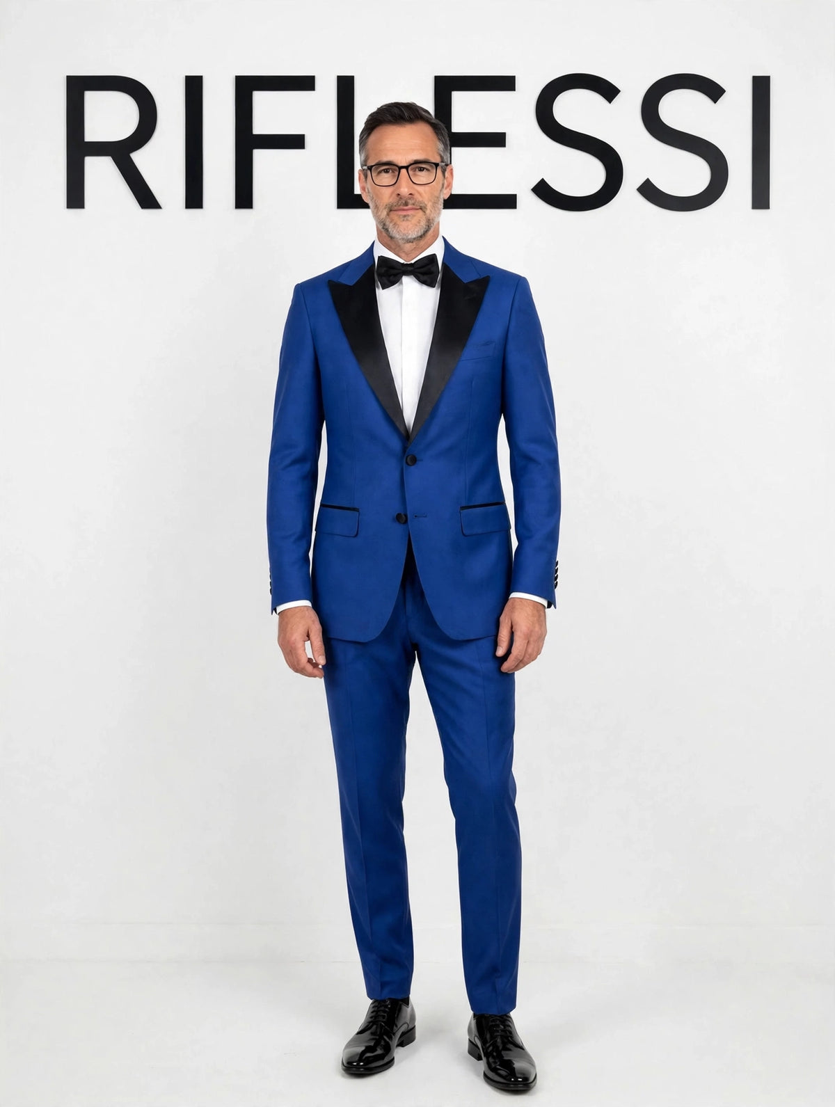 Royal blue wool tuxedo suit - model
